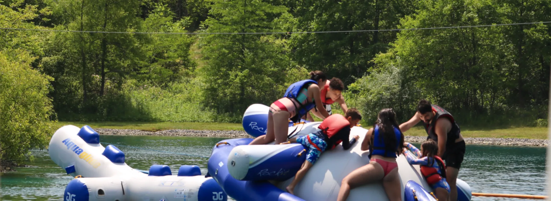 Camp Clay inflattables